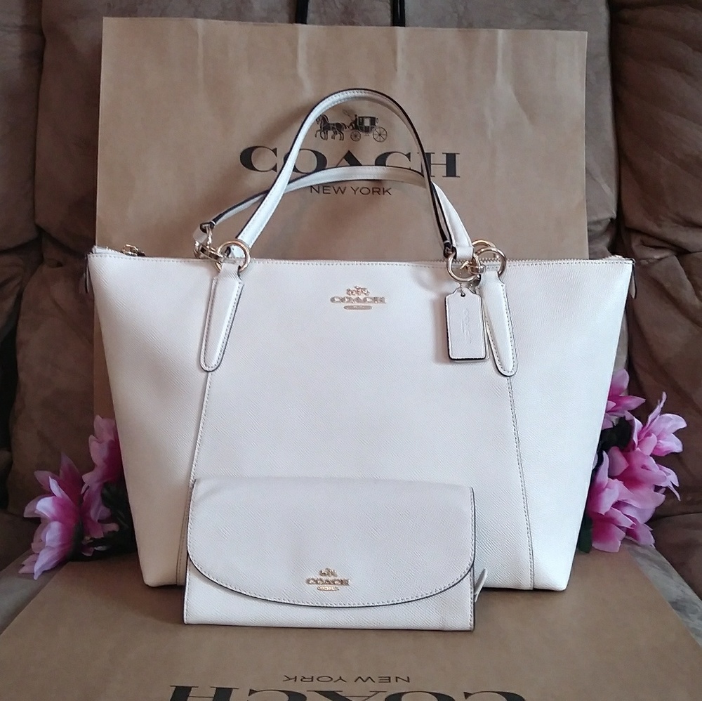 SALE 👜 NWT Coach purse tote bag w/ wallet set